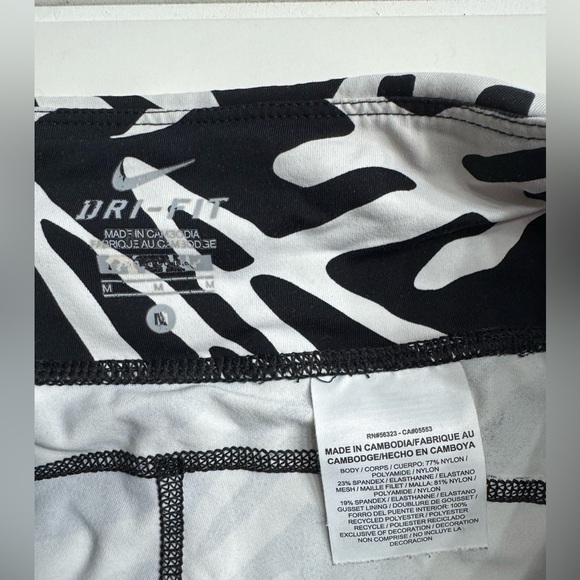 Nike Dri-FIT Womens Leggings Size M Black White Abstract Print Running Athletic - Picture 4 of 7